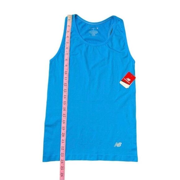 New Balance NWT Performance Seamless Tank in Kinetic Blue Size Small - Picture 10 of 11